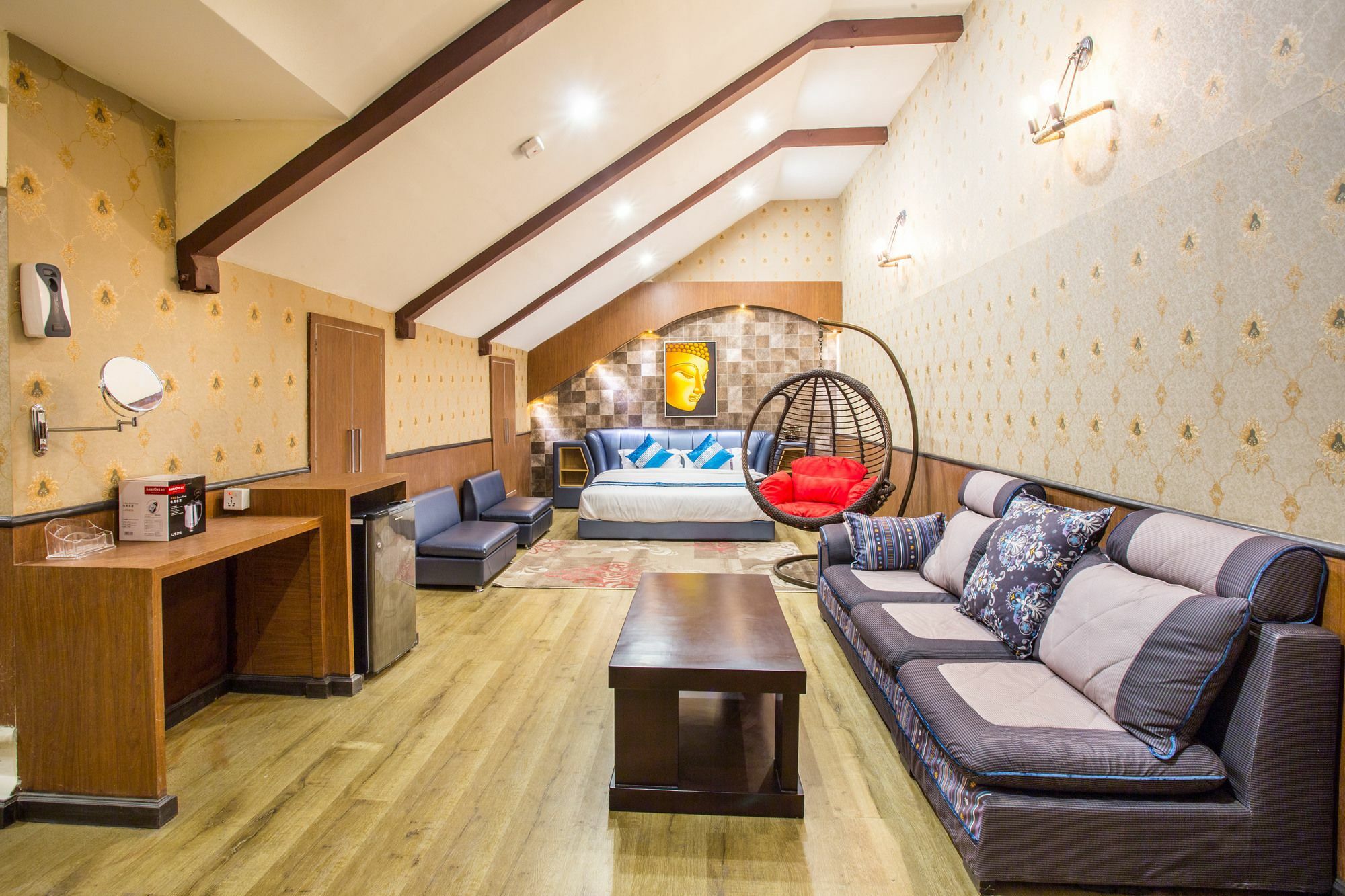 Royal Empire Boutique Hotel Katmandou Extérieur photo