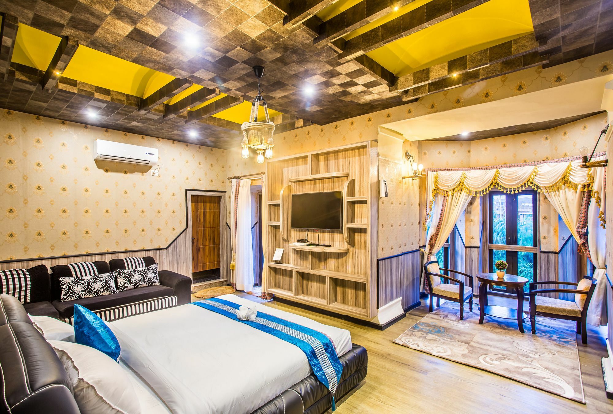 Royal Empire Boutique Hotel Katmandou Extérieur photo